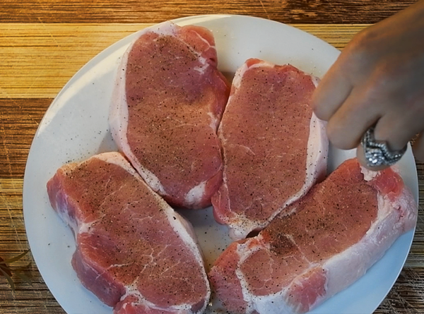 Pork Cutlets in Red Sauce - Step 3